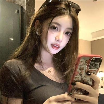 黑色大丽花